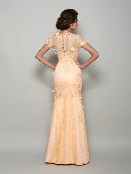 Trumpet/Mermaid Scoop...