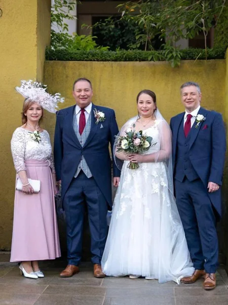 A-Line/Princess Scoop...