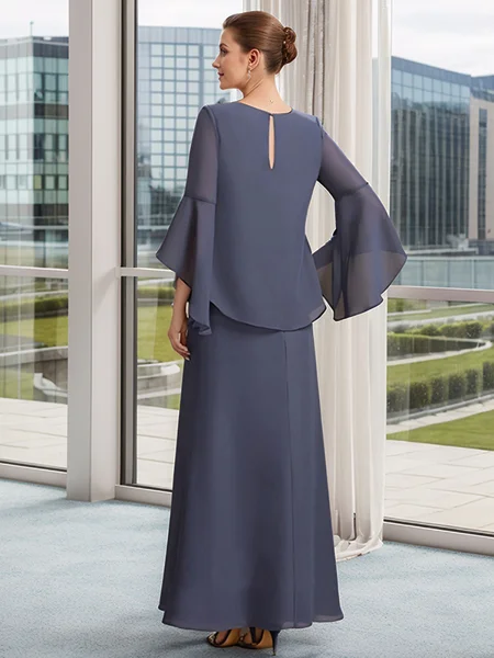 Sheath Scoop Long Sleeves...