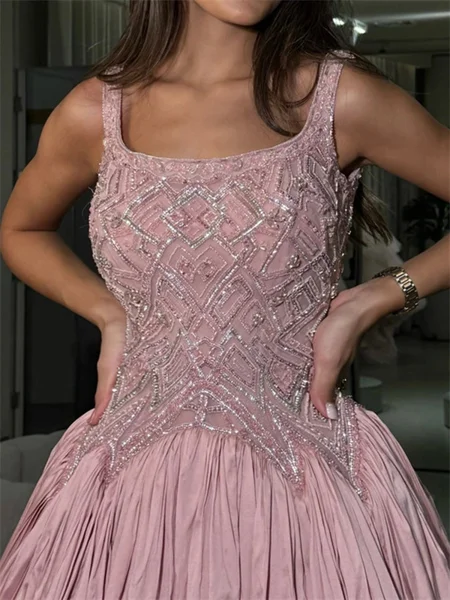 A-line Square Ruffles Sweep...