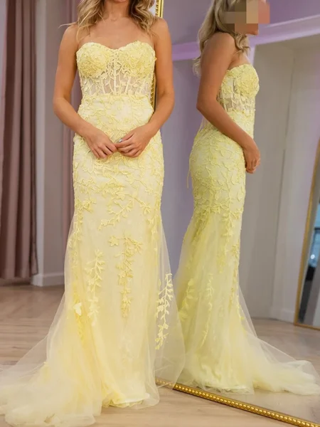 Sheath Sweetheart Appliques...