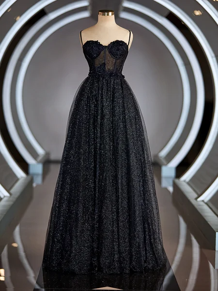 A-Line/Princess Spaghetti Straps Floor-Length Prom Dresses Appliques Lace