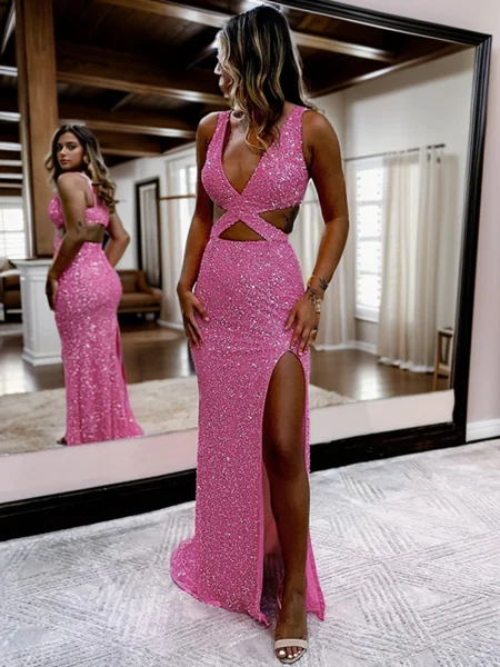 Sheath/Column Velvet Sequins V-neck Sleeveless Sweep Train Prom Dress