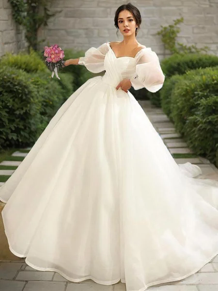 Ball Gown Sweetheart Sweep...