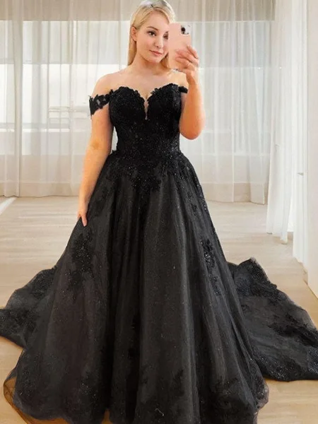 A-line/Princess Off-the-Shoulder Chapel Train Tulle Wedding Dress with Appliques Lace