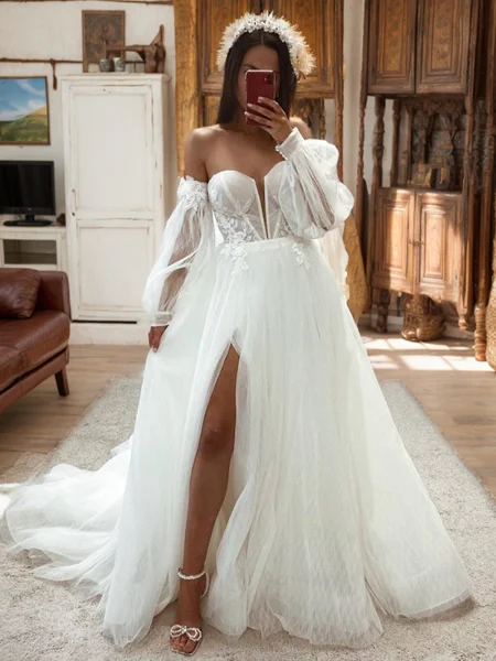 A-line Sweetheart Long Sleeves Appliques Lace Court Train Tulle Corset Convertible Wedding Dress