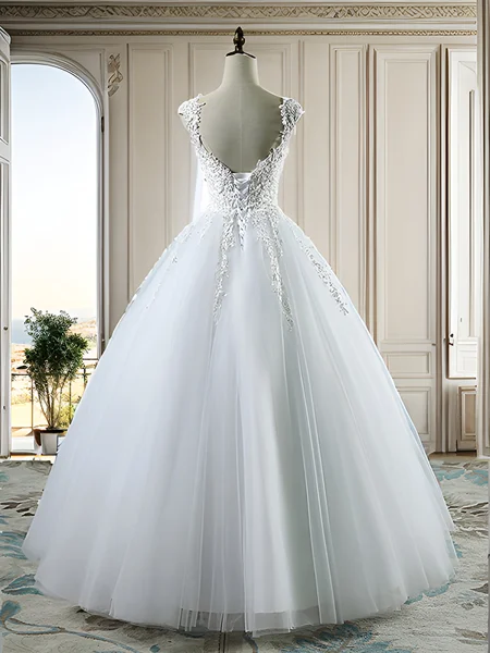 Ball Gown V-neck Sleeveless...