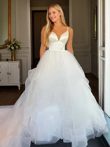 A-line V-neck Chapel Train Tulle Wedding Dress