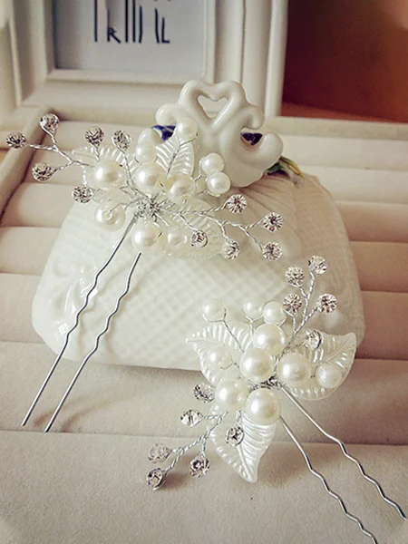 Very Elegant Pearl Headpieces