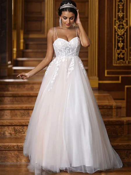 A-Line/Princess Tulle Applique Sweetheart Sleeveless Sweep Train Wedding Dresses