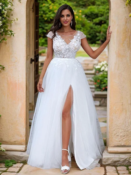 A-Line/Princess Lace Applique Scoop Short Sleeves Sweep Train Wedding Dresses