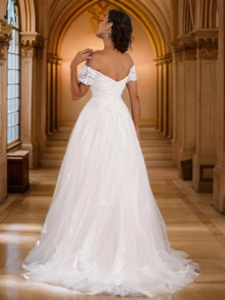 A-Line/Princess Lace...