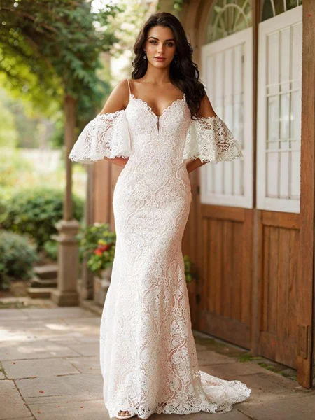 Sheath/Column Lace V-neck...