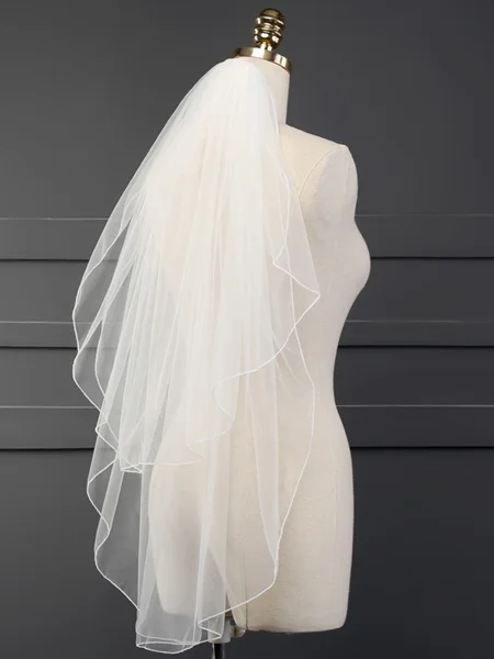 Pretty Tulle Wedding Veils