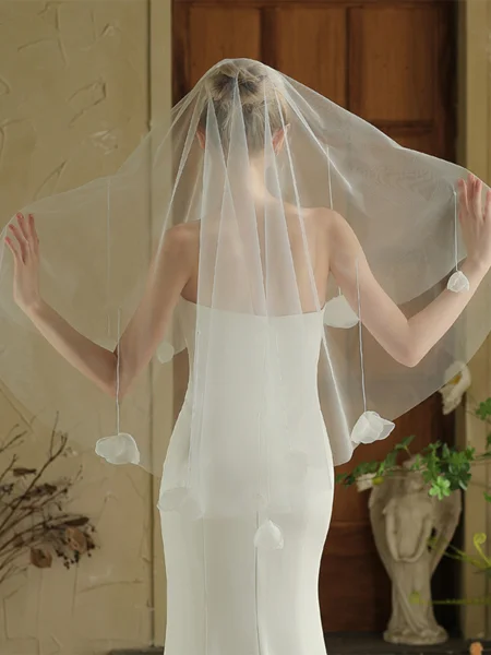 Attractive Tulle One-Tier...