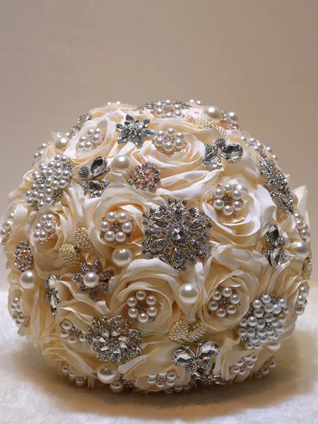 Stunning Round Silk Flower...