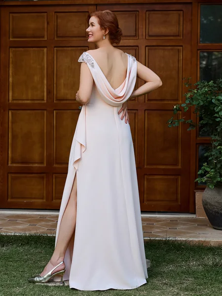 Sheath Bateau Appliques...