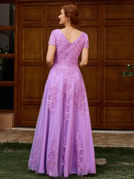 A-line Scoop Short Sleeves...