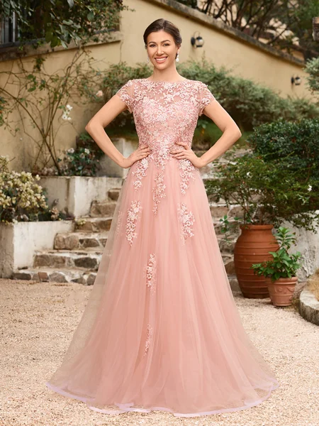 A-Line/Princess Tulle Applique Bateau Short Sleeves Floor-Length Dresses