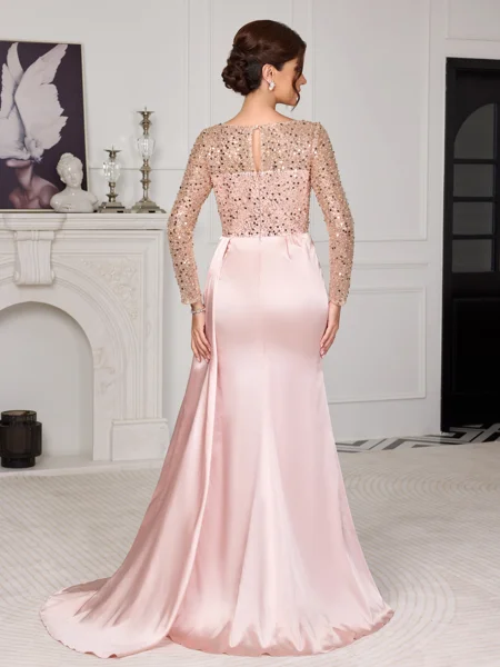 Sheath Scoop Long Sleeves...