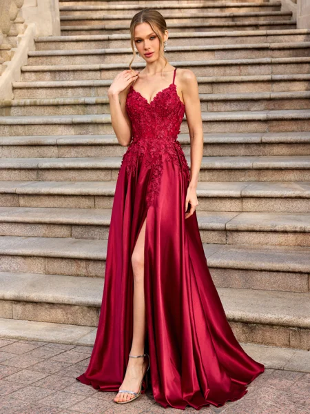 A-line V-neck Appliques...