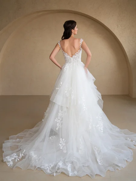 Ball Gown Tulle Applique...