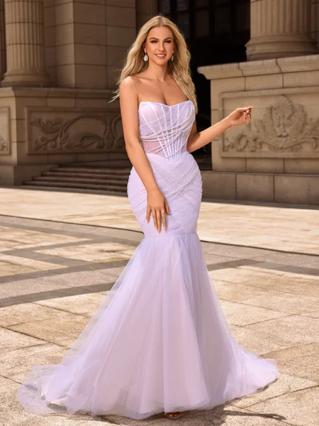 Trumpet/Mermaid Tulle Straight Sleeveless Chapel Train Wedding Dresses