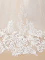 Ball Gown Scoop Sweep/Brush Train Tulle Junior Bridemaid Dresses With Appliques Lace