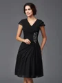 A-Line/Princess V-neck Knee-Length Chiffon Mother of the Bride Dresses With Beading