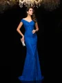 Trumpet/Mermaid V-neck Sweep Train Lace Mother of the Bride Dresses With Lace