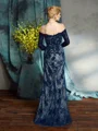 Trumpet/Mermaid Off-the-Shoulder Sweep Train Lace Mother of the Bride Dresses With Lace
