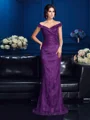 Sheath/Column Off-the-Shoulder Sweep Train Lace Mother of the Bride Dresses With Lace