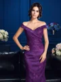 Sheath/Column Off-the-Shoulder Sweep Train Lace Mother of the Bride Dresses With Lace