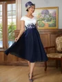 A-Line/Princess V-neck Tea-Length Chiffon Mother of the Bride Dresses Applique