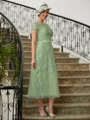 A-Line/Princess Scoop Tea-Length Tulle Mother of the Bride Dresses With Lace
