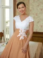 A-Line/Princess V-neck Tea-Length Chiffon Mother of the Bride Dresses With Lace