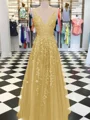 A-Line/Princess V-neck Floor-Length Tulle Prom Dresses With Appliques Lace