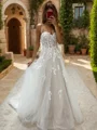A-line Spaghetti Straps Appliques Lace Court Train Tulle Wedding Dress