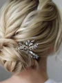 Pretty Alloy With Rhinestone Combs&Barrettes