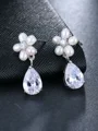 Pretty Metal With Rhinestone Earrings