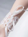 Chic Lace With Rhinestone Wrist Length Gloves