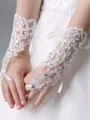 Chic Lace With Rhinestone Wrist Length Gloves