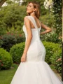 Trumpet/Mermaid Tulle Applique Sweetheart Sleeveless Sweep Train Wedding Dresses