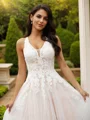A-Line/Princess Tulle Lace V-neck Sleeveless Court Train Wedding Dresses