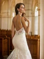Trumpet/Mermaid Tulle Lace V-neck Sleeveless Cathedral Train Wedding Dresses