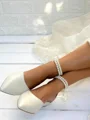 Women's PU With Pearl Closed Toe Flat Heel Wedding Shoes