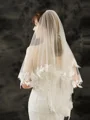 Charming Tulle Fingertip Bridal Veils With Applique