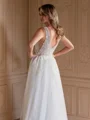A-Line/Princess Tulle Applique V-neck Sleeveless Sweep/Brush Train Wedding Dresses