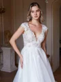 A-Line/Princess Organza Lace V-neck Short Sleeves Court Train Wedding Dresses
