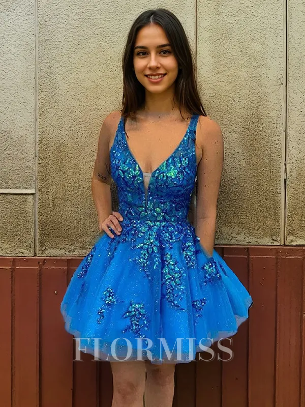 A-line V-neck Appliques Lace Short/Mini Tulle Homecoming Dress